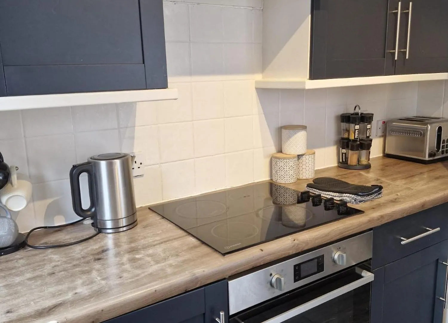 Dom wakacyjny Willa 4Br House Popular Ravenhill Road Belfast