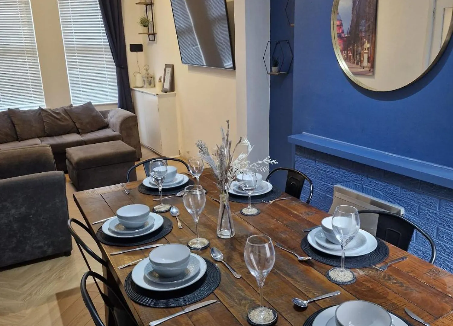 Willa 4Br House Popular Ravenhill Road Belfast 0*,